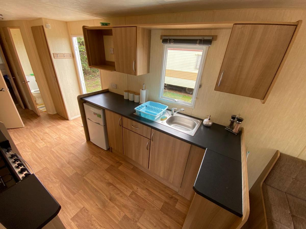 3 Bed 8 Berth Caravan In California Cliffs - M1 Great Yarmouth Extérieur photo