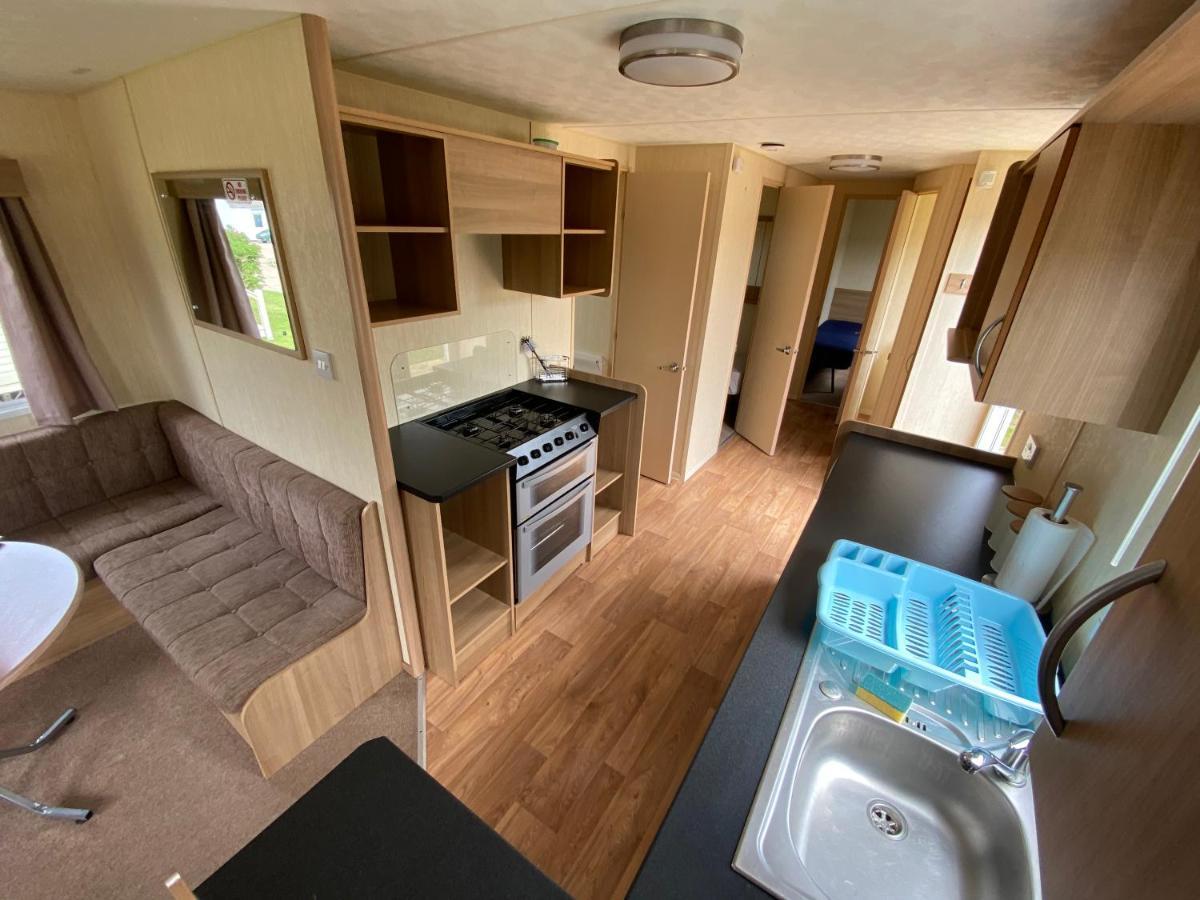 3 Bed 8 Berth Caravan In California Cliffs - M1 Great Yarmouth Extérieur photo